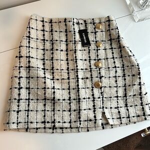 Express mini skirt